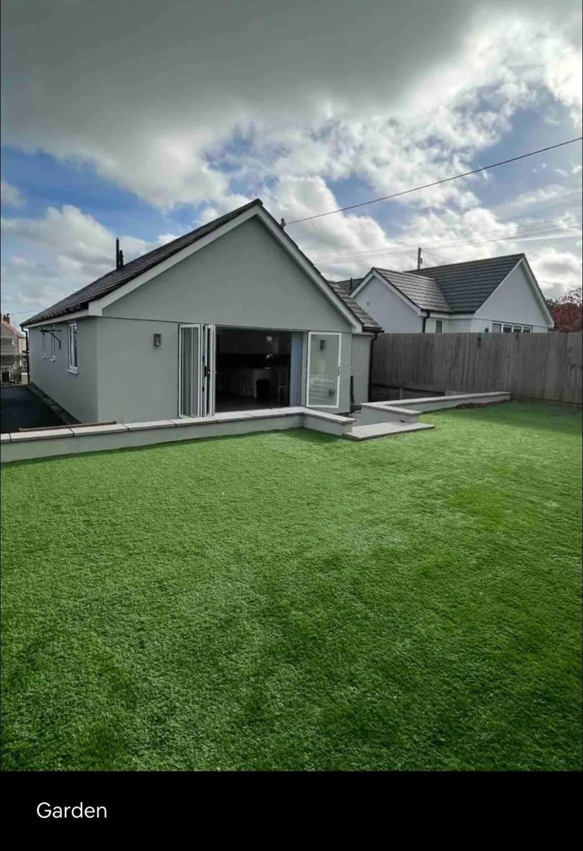 Green 3 Bed Bungalow With En-Suite And Parking Felton  ภายนอก รูปภาพ